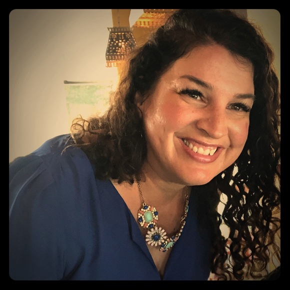 Meet your Posher, Pearl - Picture 1 of 1